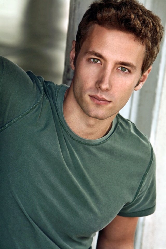 SHOWBIZ NATION LIVE! Interview with Actor/Director/Composer KENT MORAN